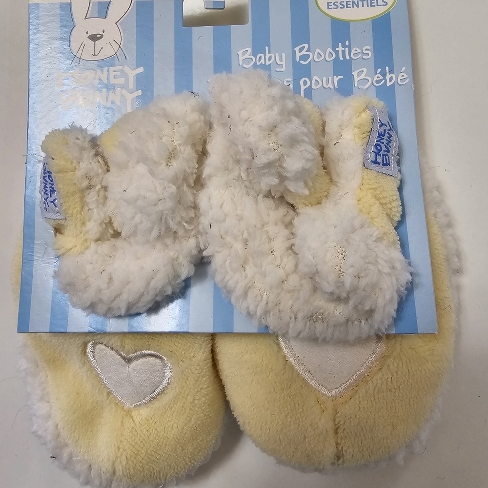 New Baby Sherpa Booties